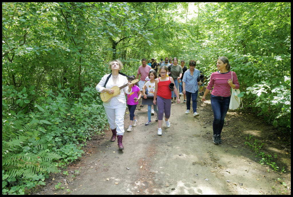 Bain de forêt musical en famille